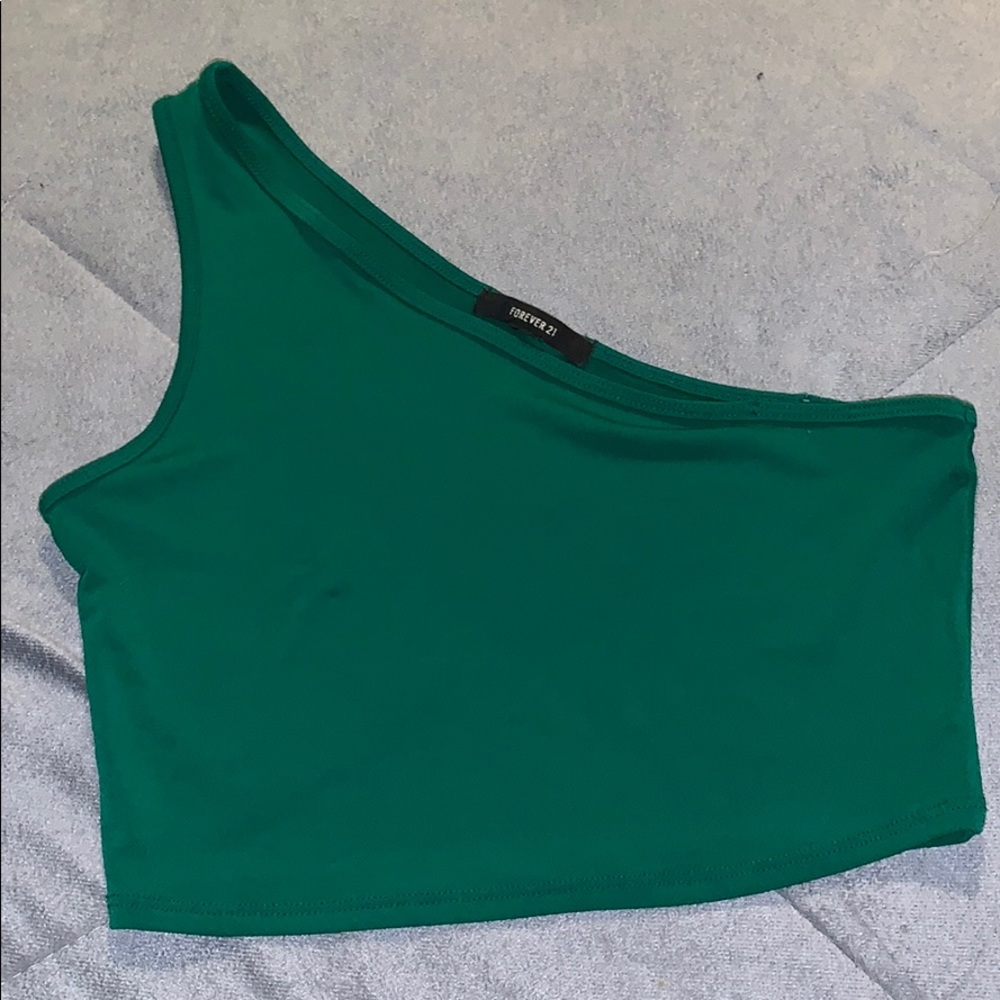 One shoulder crop top